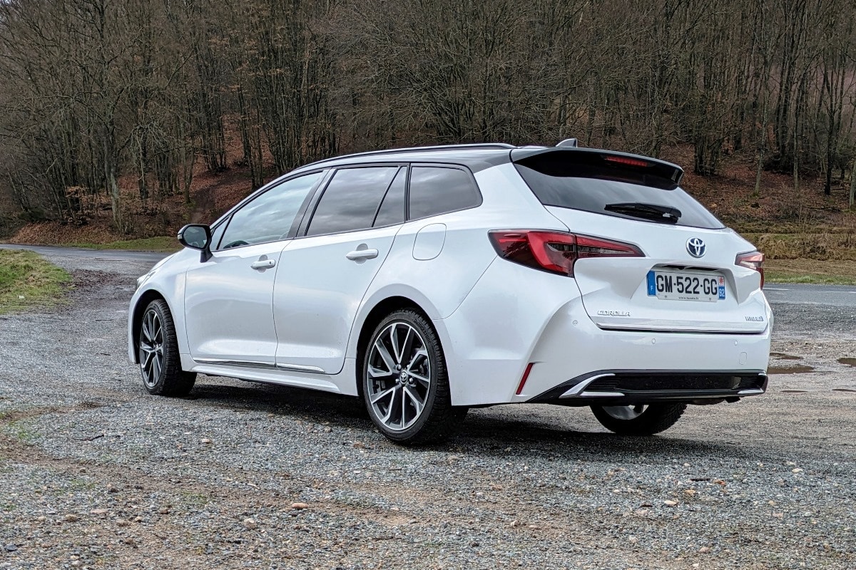 Toyota Corolla Touring Sport hybride 2.0 196h