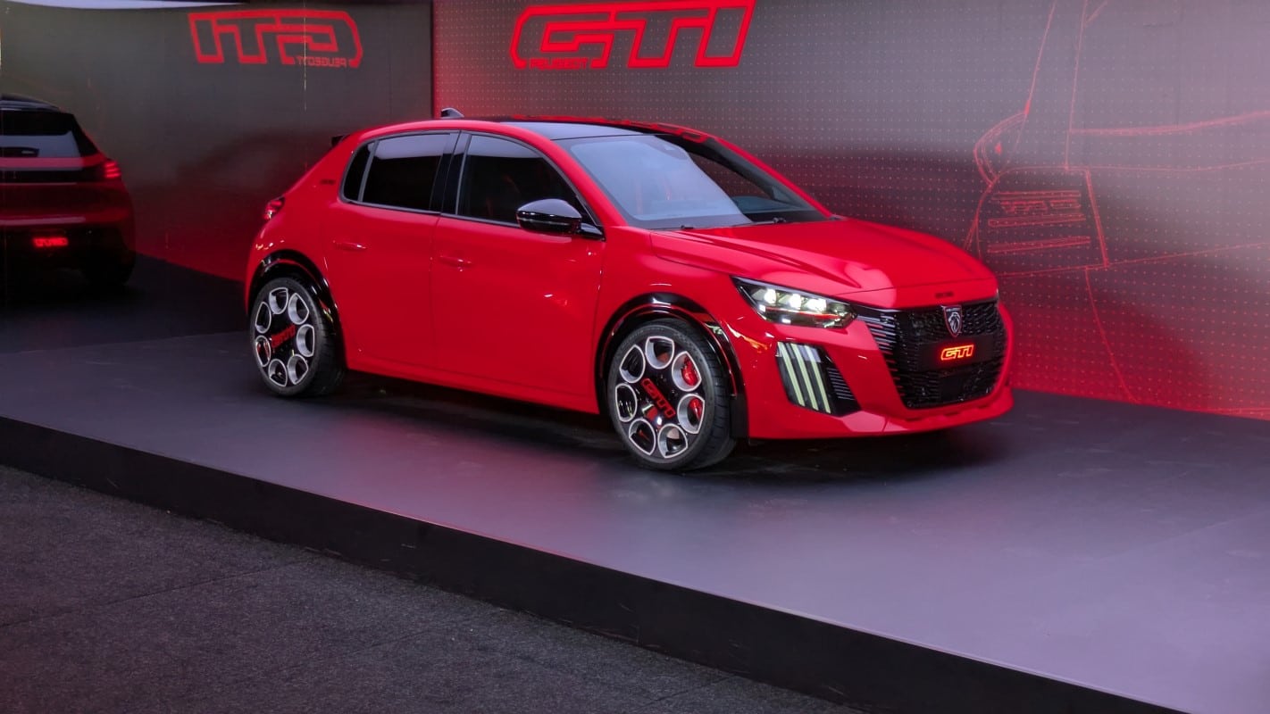 Peugeot e-208 GTI