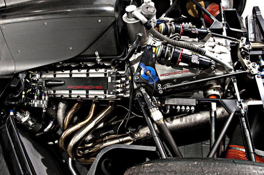 Porsche 9R3 LMP 2000 - copyright Porsche