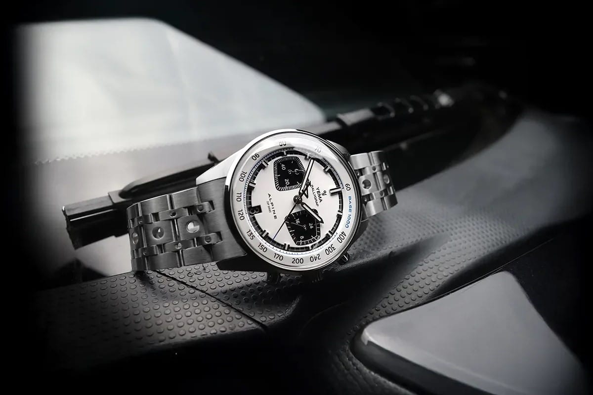 Yema Rallygraf Alpine Cup Series meca-quartz