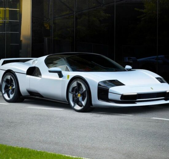 Ferrari SC40