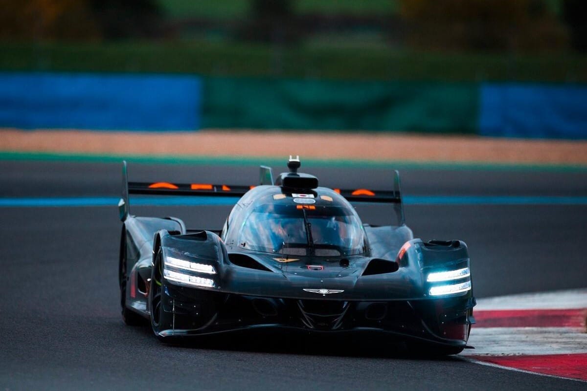 Genesis Magma Racing GMR 001