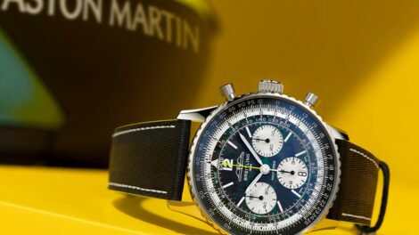Breitling Navitimer B01 Chronograph 43 Aston Martin Aramco Formula One Team
