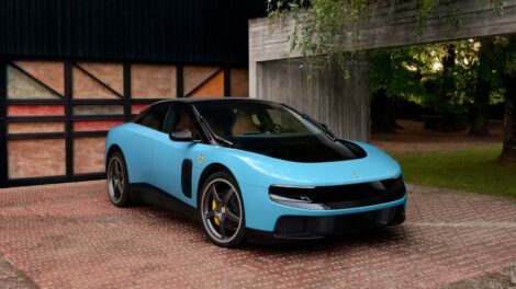 Ferrari Luce