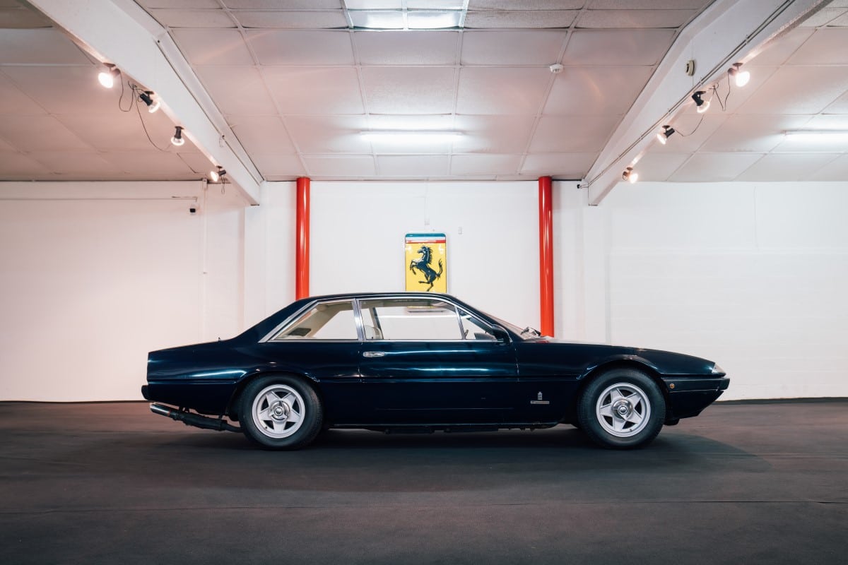Ferrari 365 GT4 2+2