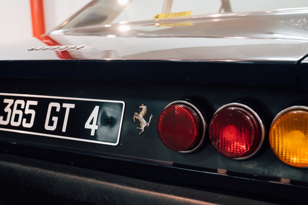 Ferrari 365 GT4 2+2