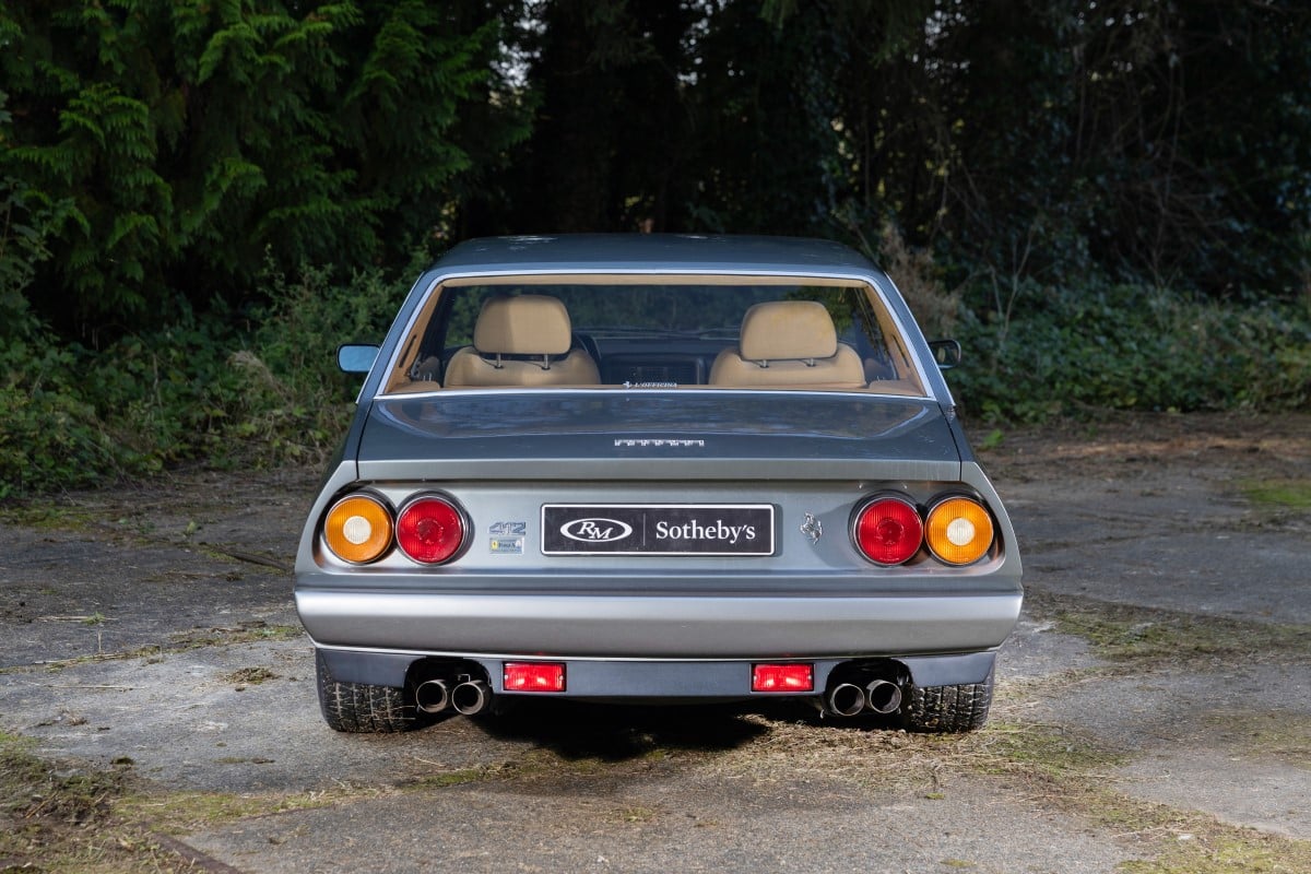 Ferrari 412