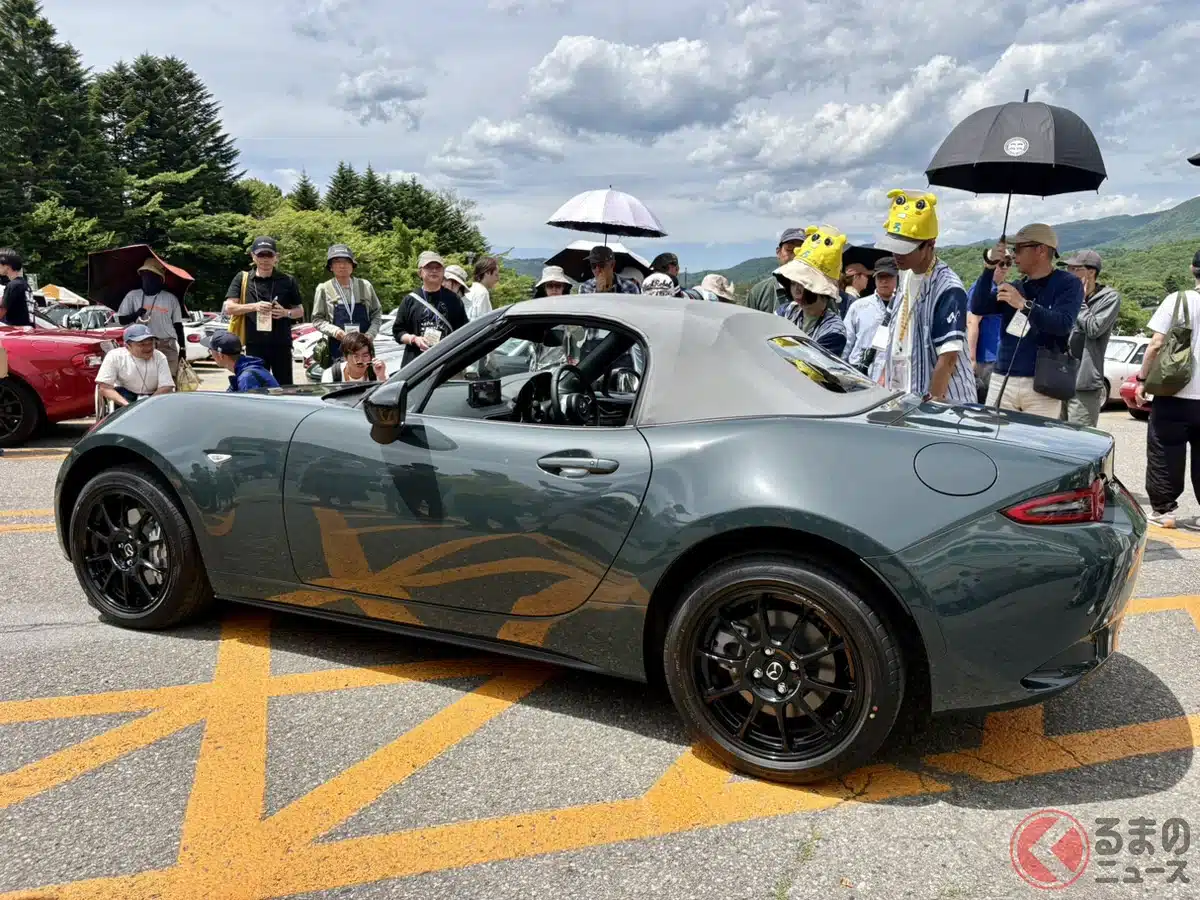 Mazda MX-5 Zinc Green Metallic