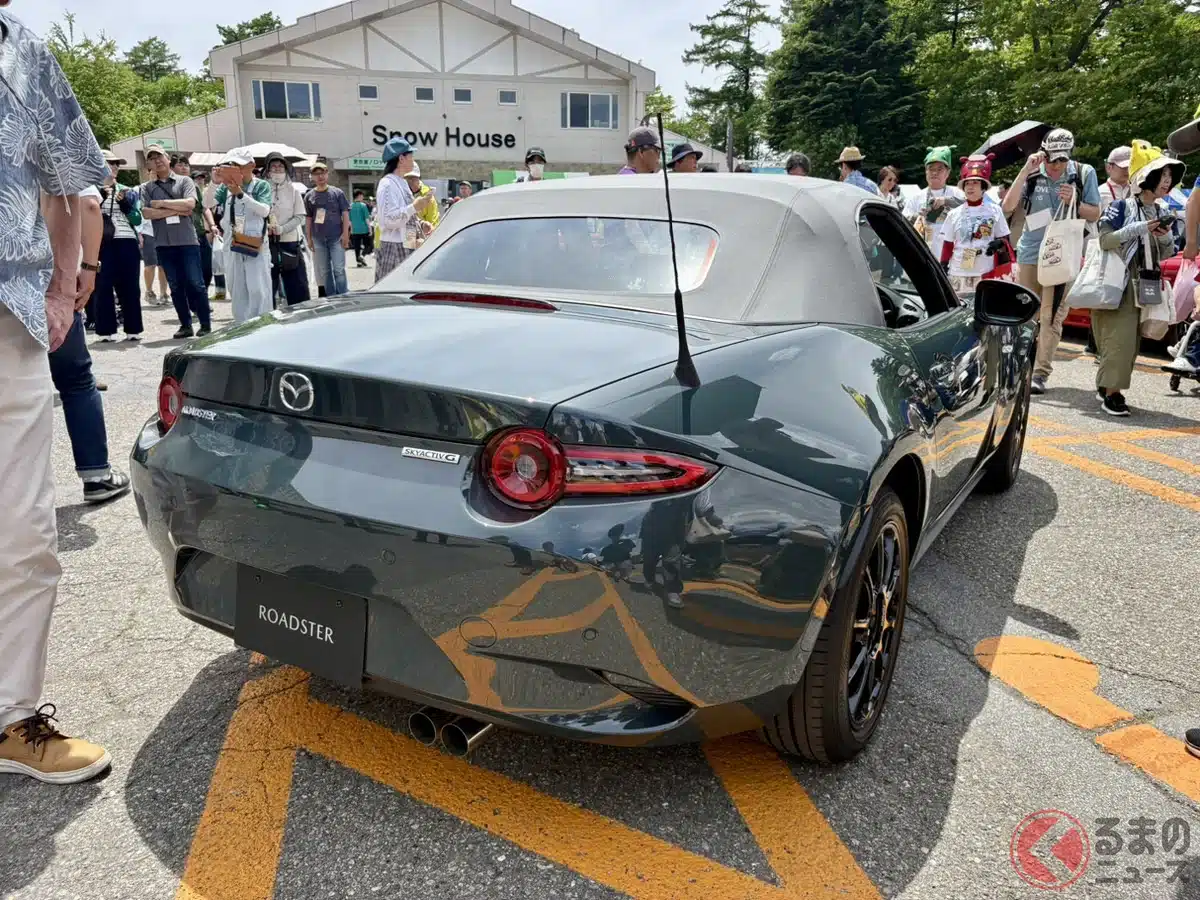 Mazda MX-5 Zinc Green Metallic