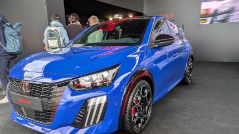 Peugeot e-208 GTi