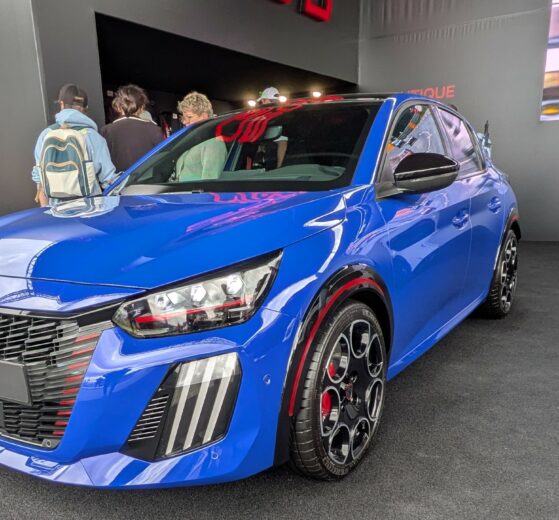 Peugeot e-208 GTi