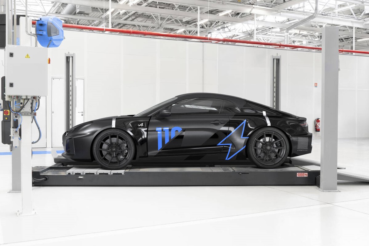 Alpine A110 electric (mule Festival Of Speed 2026)