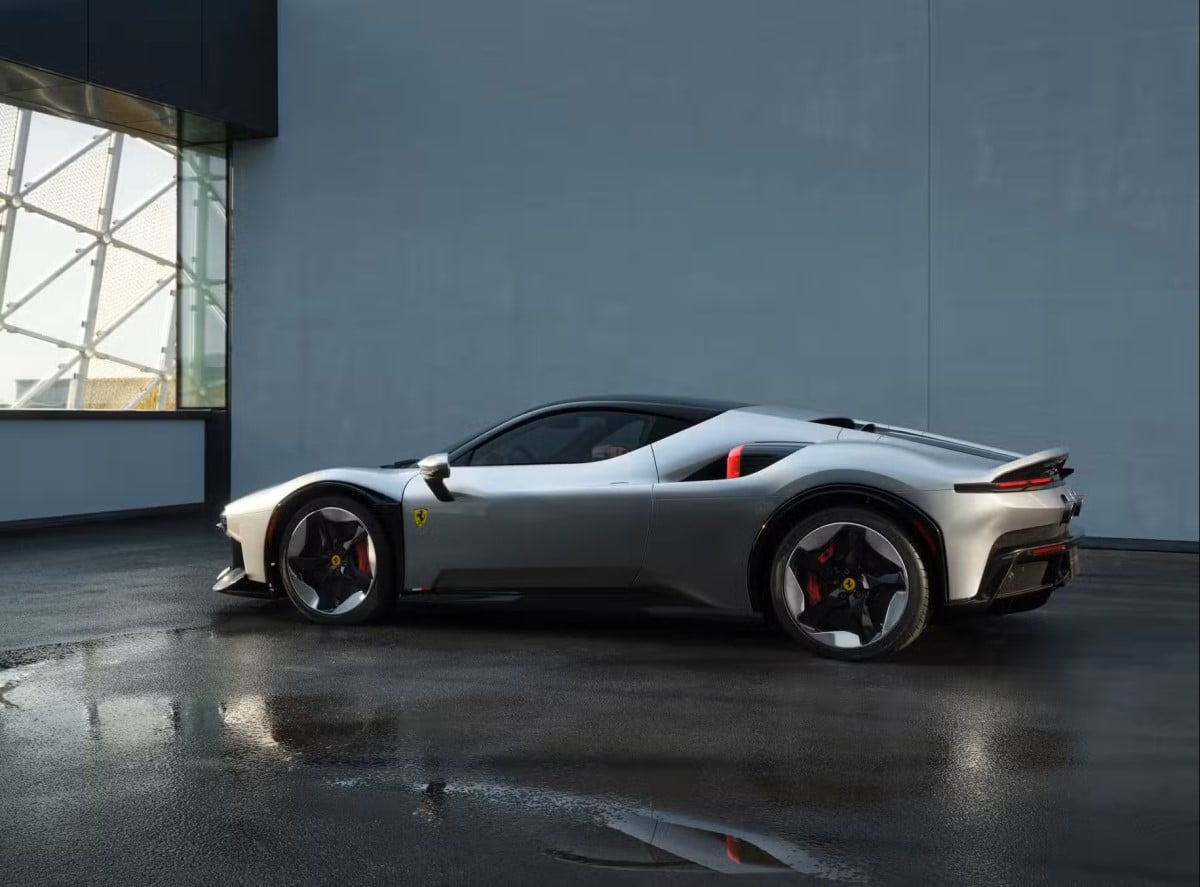Ferrari CZ26