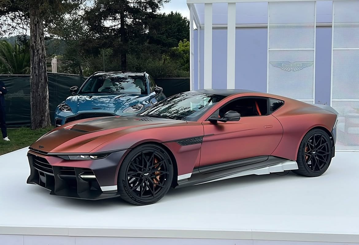 Aston Martin Valen
