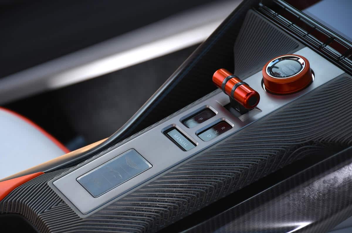 Aston Martin Valen
