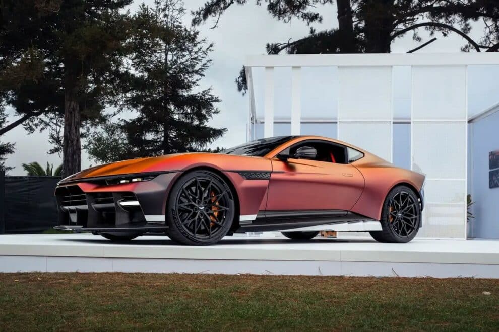 Aston Martin Valen