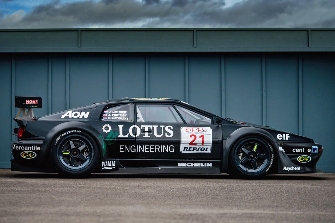 Lotus Esprit GT1