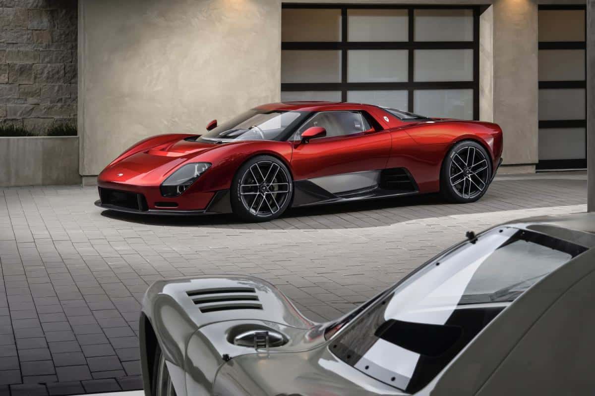 McLaren McL 6GT