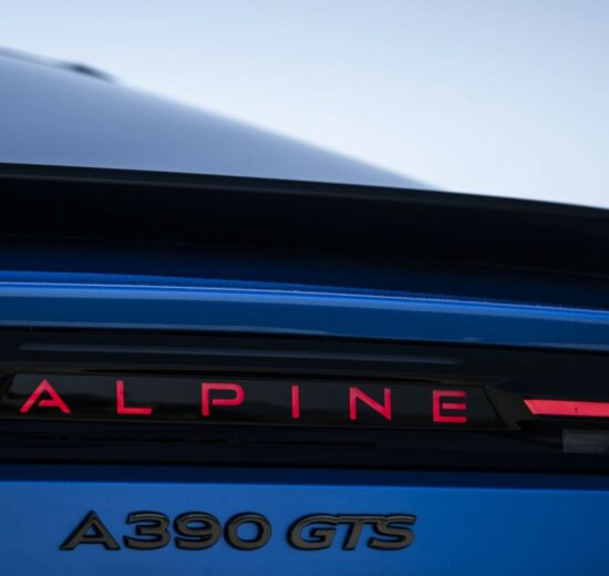 Alpine A390