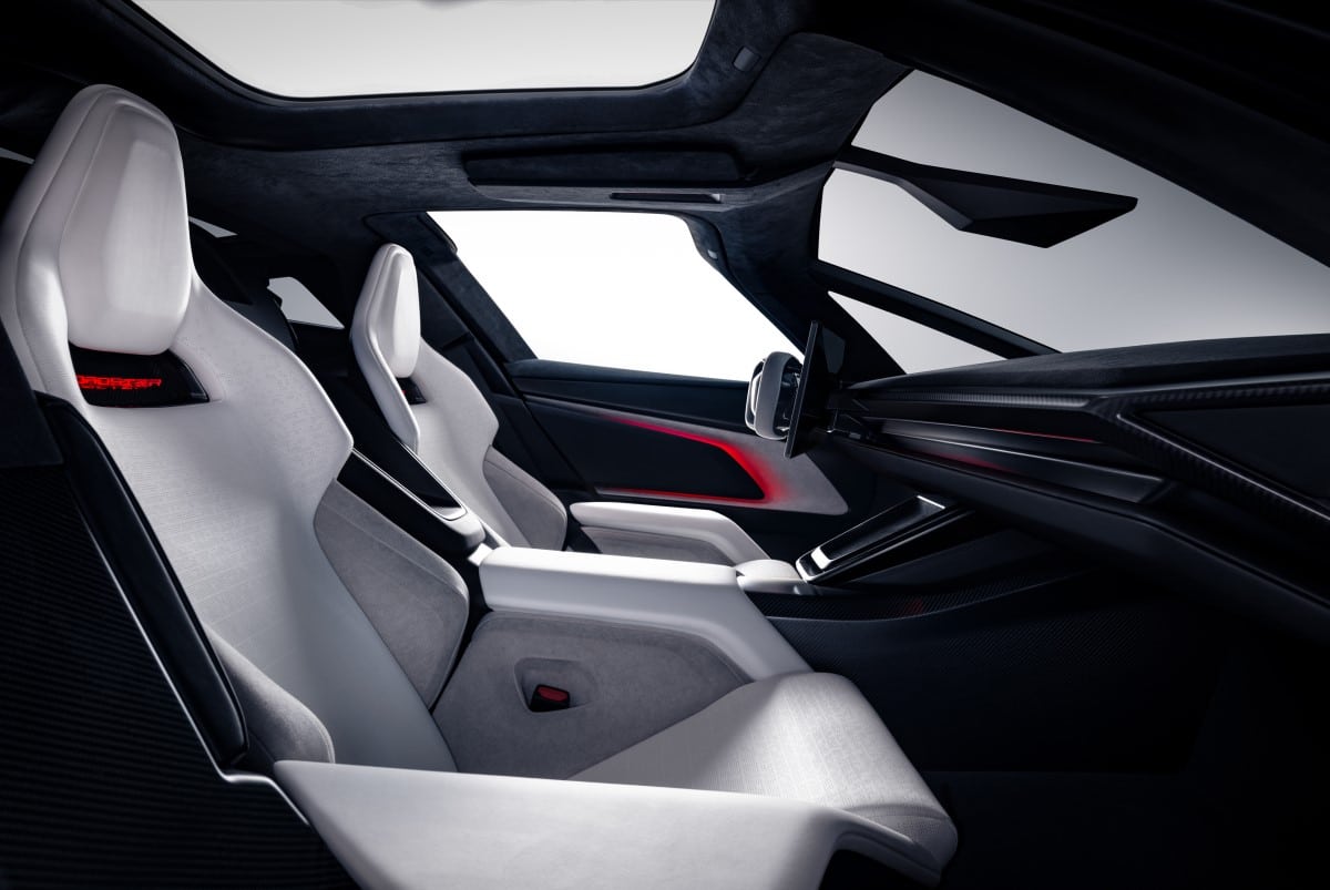 Tesla Roadster 2026