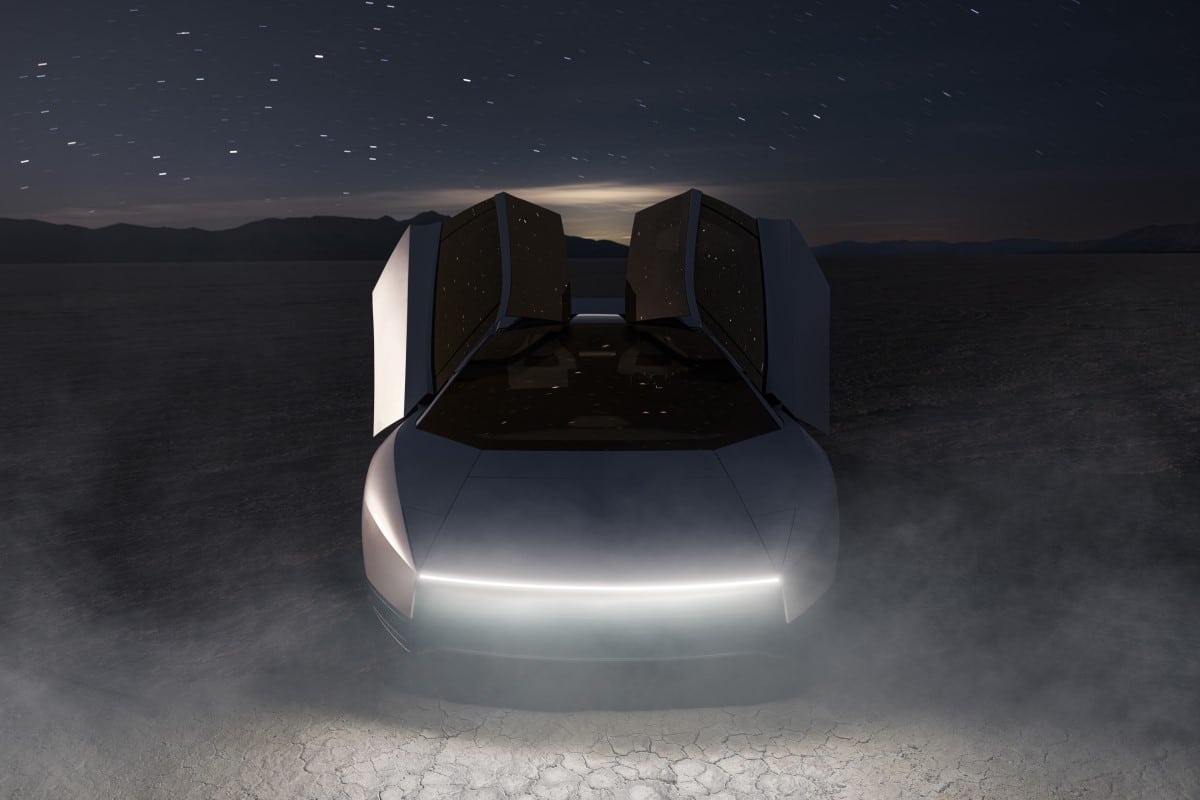Tesla Roadster 2026